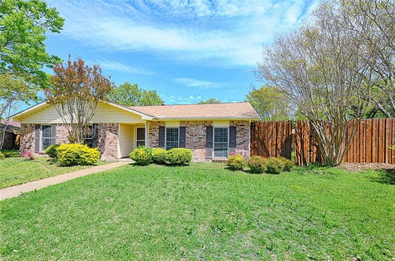 6536 Mesquite Trail, Plano TX 75023 - Photo 2