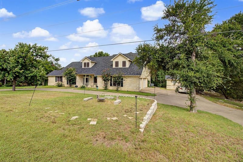 3558 S Nolan River Road, Cleburne TX 76033 - Photo 2