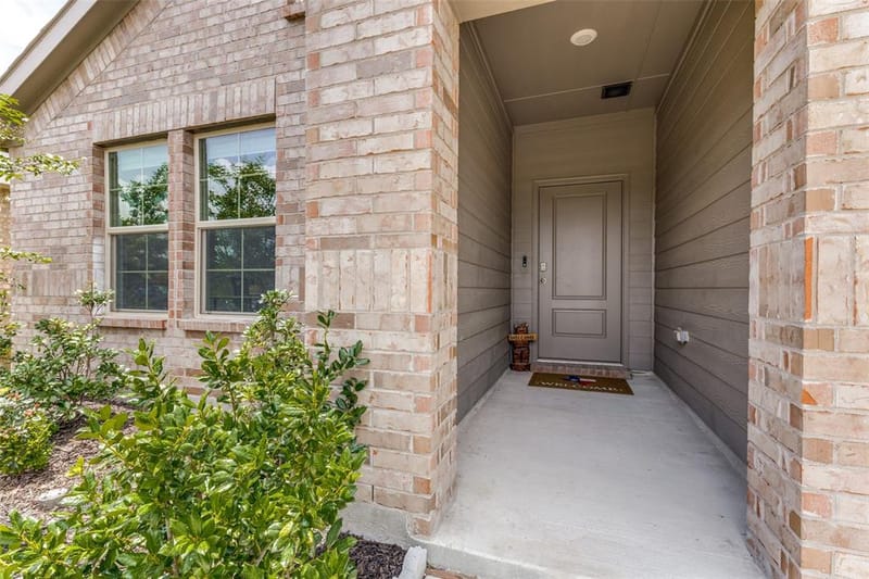 9465 Doverglen Drive, Fort Worth TX 76131 - Photo 3