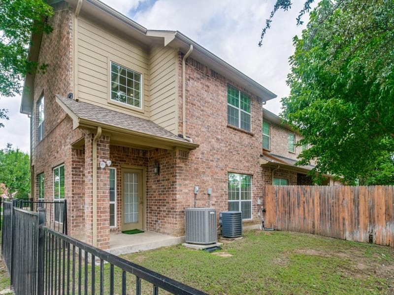 1947 Sherburne Street, Lewisville TX 75067 - Photo 24
