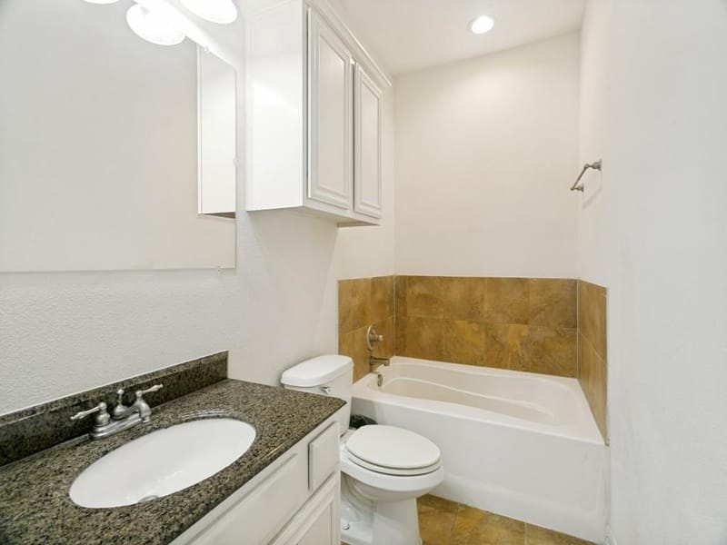 1947 Sherburne Street, Lewisville TX 75067 - Photo 21