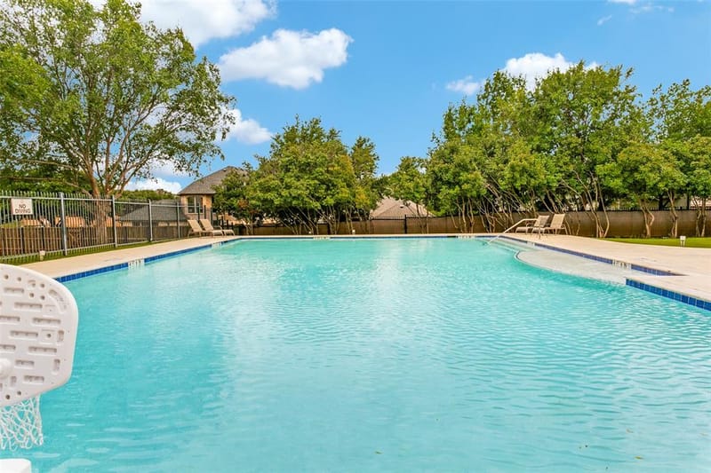 2304 Castlegate Drive, Corinth TX 76210 - Photo 25