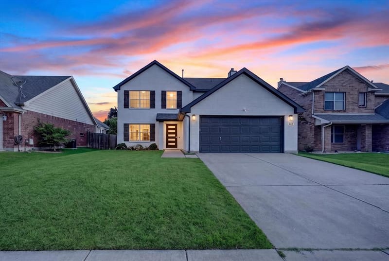640 Fossil Wood Drive, Saginaw TX 76179 - Photo 2