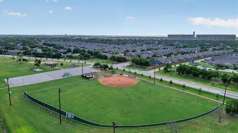 640 Fossil Wood Drive, Saginaw TX 76179 - Photo 36