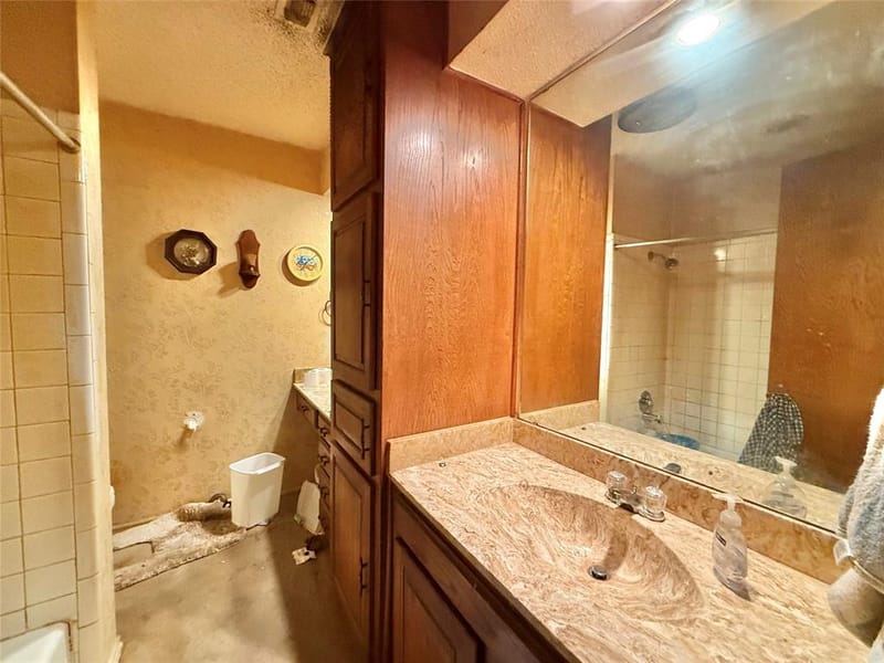 3409 Pecan Circle, Bedford TX 76021 - Photo 18