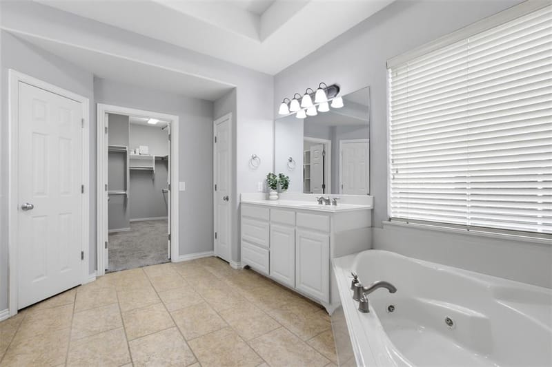 8605 Herns Meadow Lane, McKinney TX 75071 - Photo 15