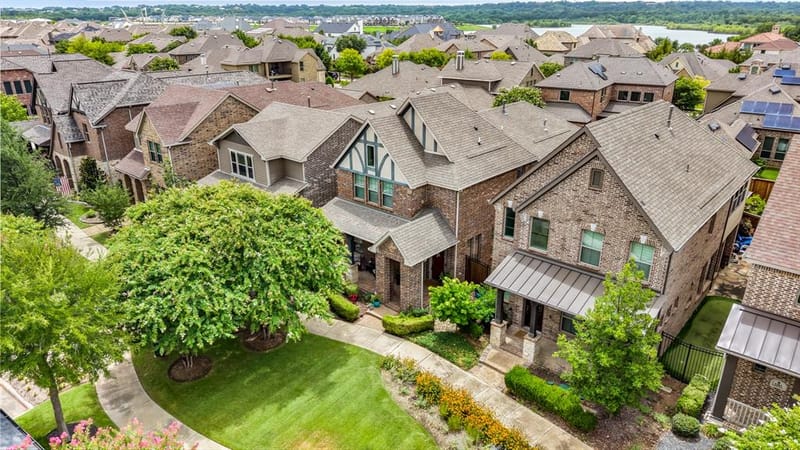 1207 Harris Hawk Way, Arlington TX 76005 - Photo 26