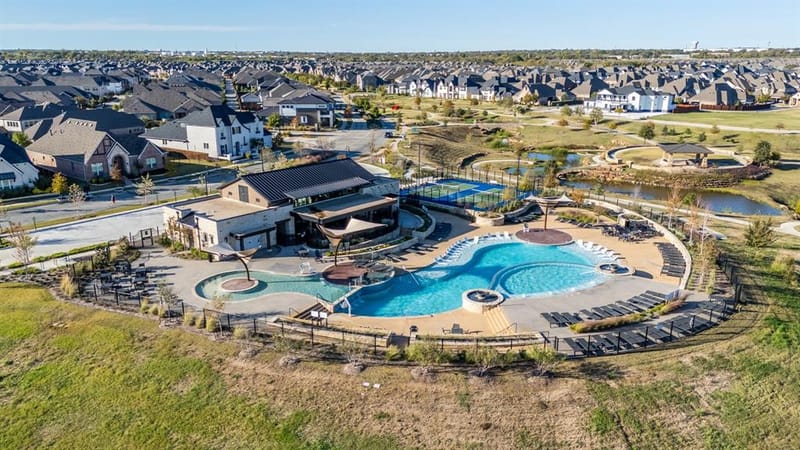 1207 Harris Hawk Way, Arlington TX 76005 - Photo 31