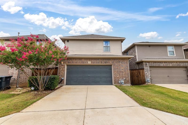1207 Harris Hawk Way, Arlington TX 76005 - Photo 25