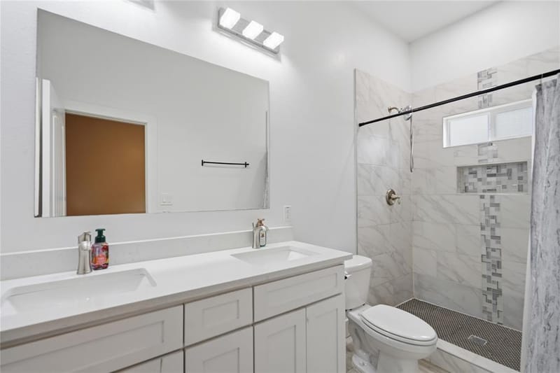 3425 Logan Street, Greenville TX 75401 - Photo 10