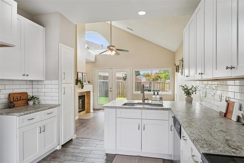 1209 Broken Arrow Trail, Carrollton TX 75007 - Photo 13