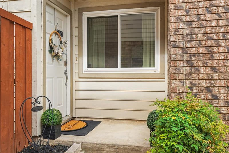 1209 Broken Arrow Trail, Carrollton TX 75007 - Photo 3
