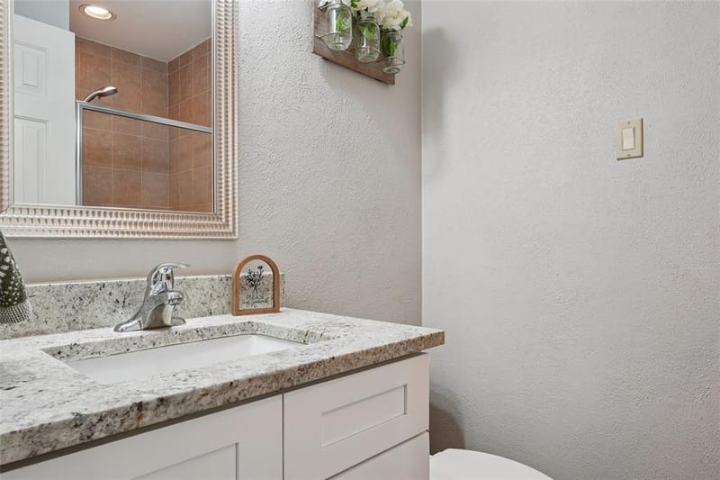 1209 Broken Arrow Trail, Carrollton TX 75007 - Photo 19