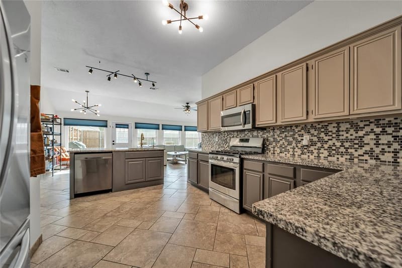 2604 Hackberry Creek, Mesquite TX 75181 - Photo 8