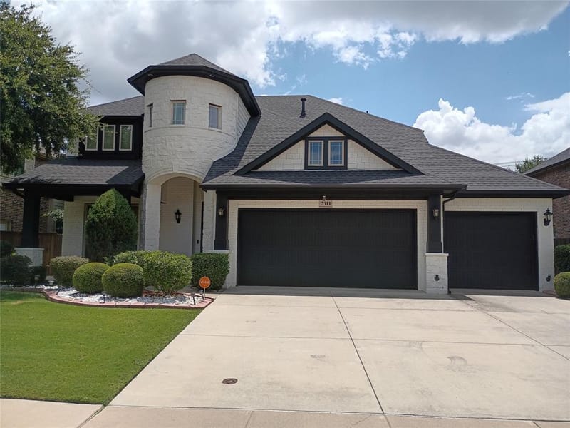 2311 Tawny Owl Road, Grand Prairie TX 75052 - Photo 2