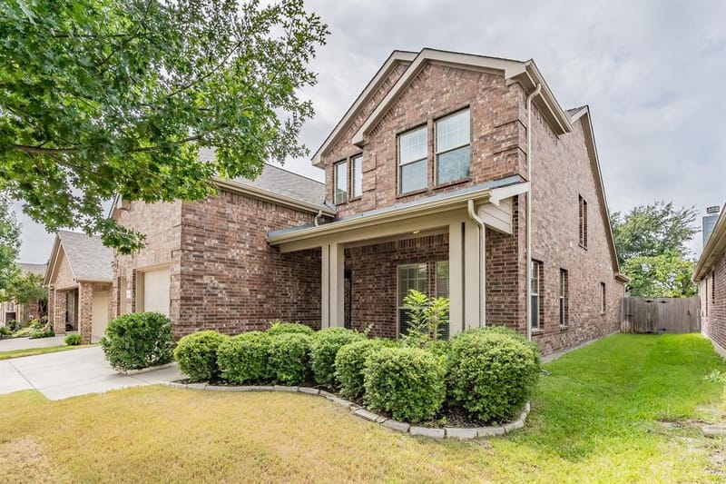 9713 Tipperary Drive, McKinney TX 75072 - Photo 4