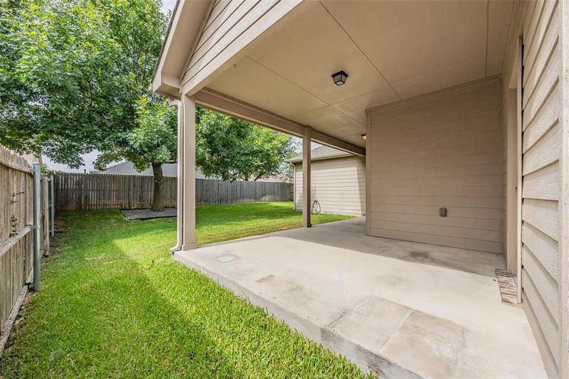 9713 Tipperary Drive, McKinney TX 75072 - Photo 8