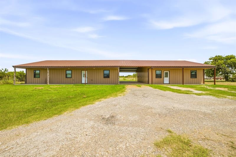 341 Wesley Chapel Road, Jacksboro TX 76458 - Photo 2