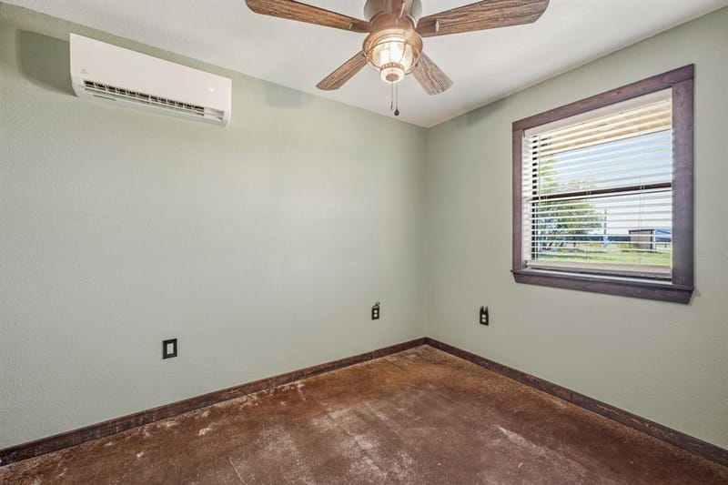 341 Wesley Chapel Road, Jacksboro TX 76458 - Photo 17