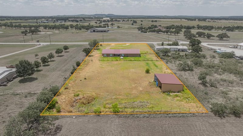 341 Wesley Chapel Road, Jacksboro TX 76458 - Photo 24