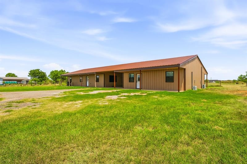 341 Wesley Chapel Road, Jacksboro TX 76458 - Photo 14