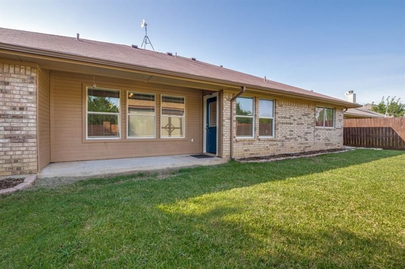 416 Fox Hollow, Venus TX 76084 - Photo 23