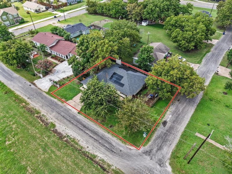 878 N Main Drive, Van Alstyne TX 75495 - Photo 23