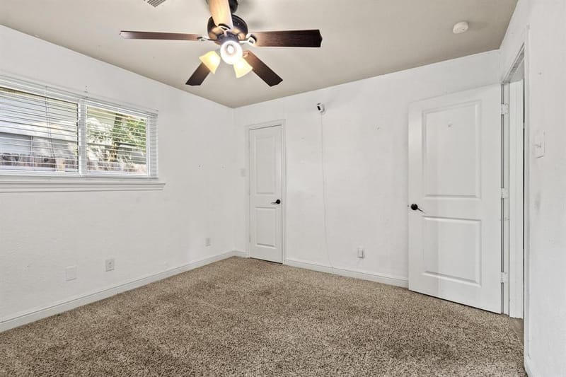 878 N Main Drive, Van Alstyne TX 75495 - Photo 13