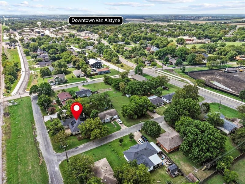 878 N Main Drive, Van Alstyne TX 75495 - Photo 24