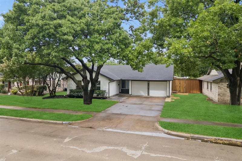 8711 Hackney Lane, Dallas TX 75238 - Photo 2