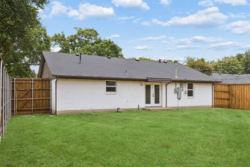 8711 Hackney Lane, Dallas TX 75238 - Photo 36