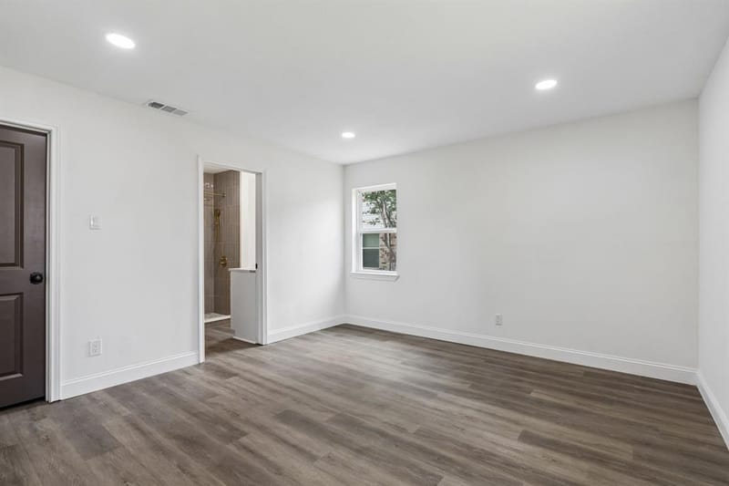 8711 Hackney Lane, Dallas TX 75238 - Photo 19