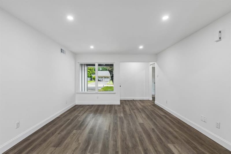 8711 Hackney Lane, Dallas TX 75238 - Photo 8