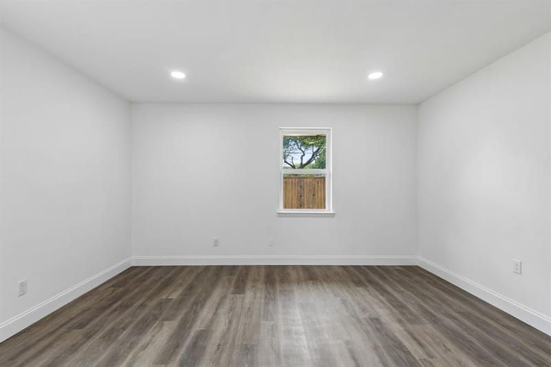 8711 Hackney Lane, Dallas TX 75238 - Photo 21