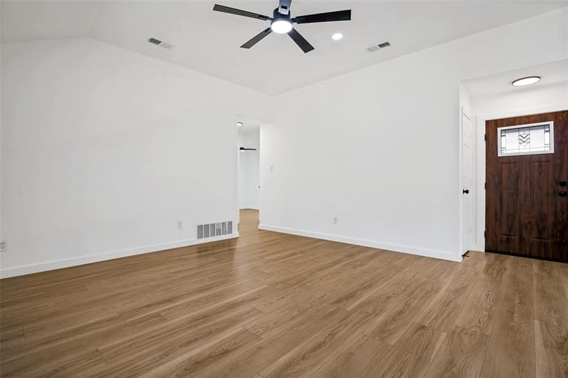 8010 Meadowlark Lane, Rowlett TX 75088 - Photo 6