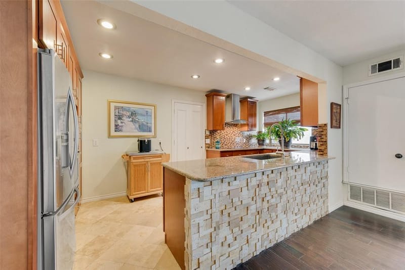 17113 Upper Bay Road, Addison TX 75001 - Photo 12