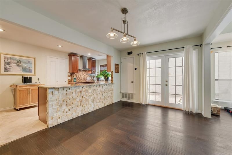 17113 Upper Bay Road, Addison TX 75001 - Photo 10