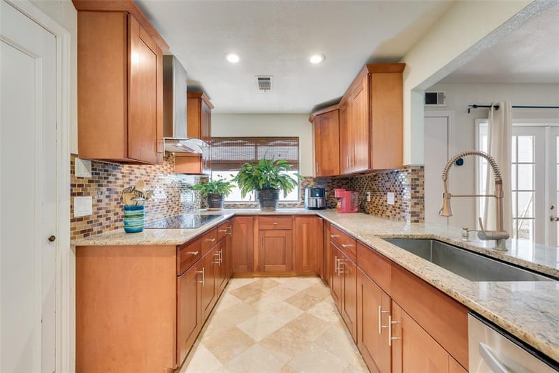 17113 Upper Bay Road, Addison TX 75001 - Photo 4