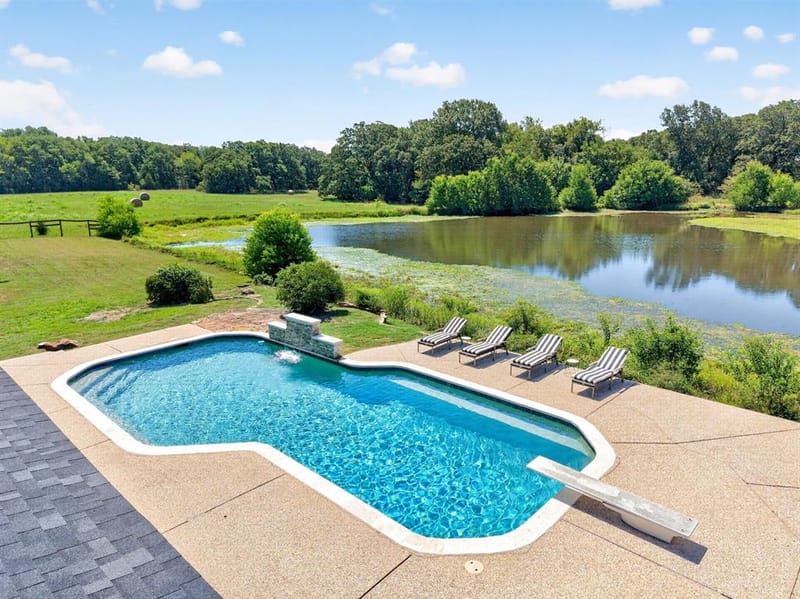 3041 Choctaw Road, Commerce TX 75428