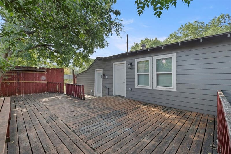 923 Hartsdale Drive, Dallas TX 75211 - Photo 19