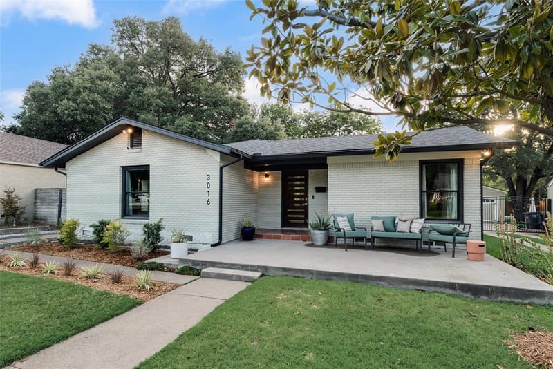 3016 6th Avenue, Fort Worth TX 76110 - Photo 2