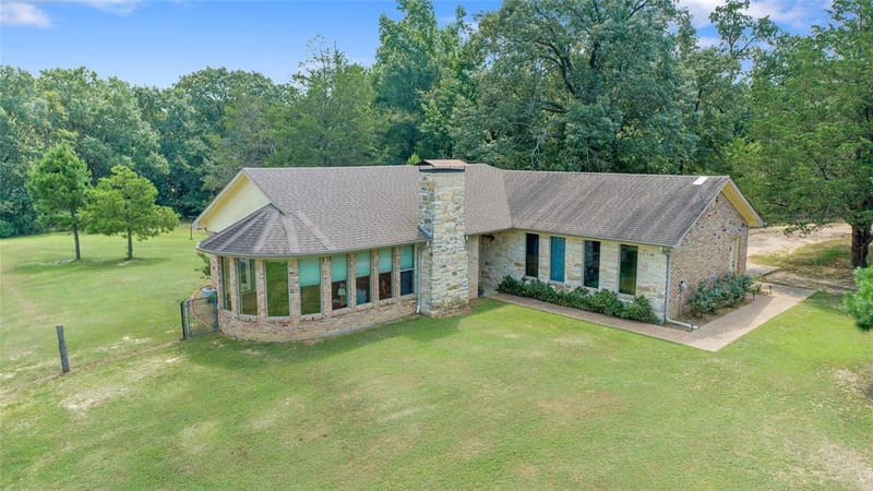 253 County Road 2412, Pickton TX 75471 - Photo 32