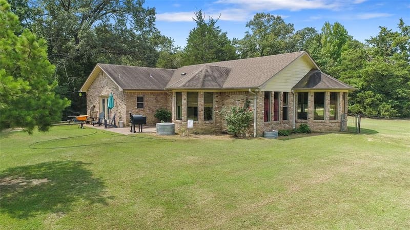 253 County Road 2412, Pickton TX 75471 - Photo 33