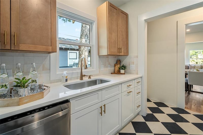 407 S Rosemont Avenue, Dallas TX 75208 - Photo 10