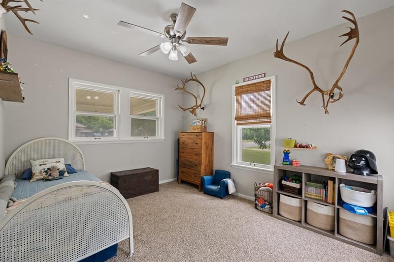 521 Woodard Avenue, Cleburne TX 76033 - Photo 16