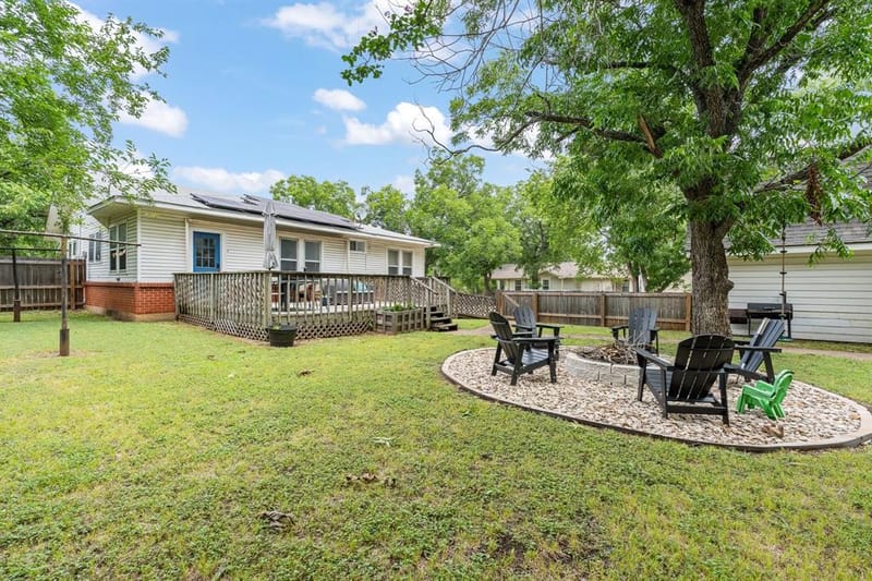 521 Woodard Avenue, Cleburne TX 76033 - Photo 22