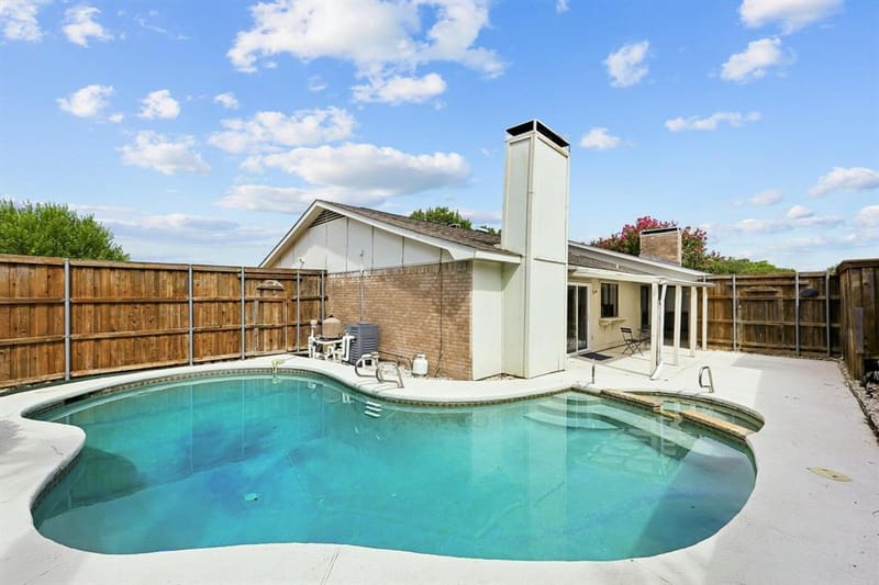 2604 Winding Creek Drive, Carrollton TX 75007 - Photo 22