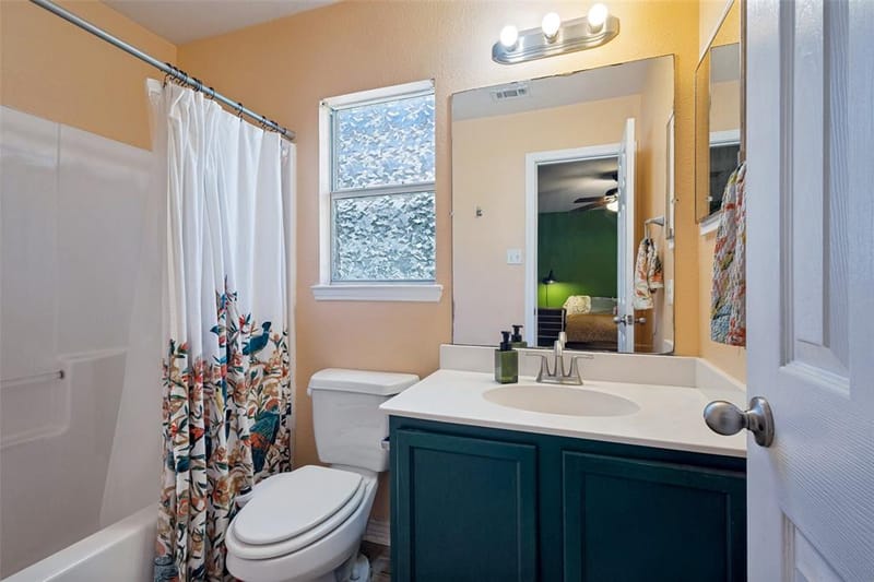 1008 E Prairie Street, Denton TX 76205 - Photo 16