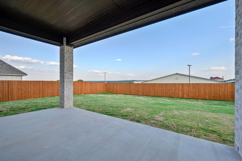 107 Hall Street, Glen Rose TX 76043 - Photo 29