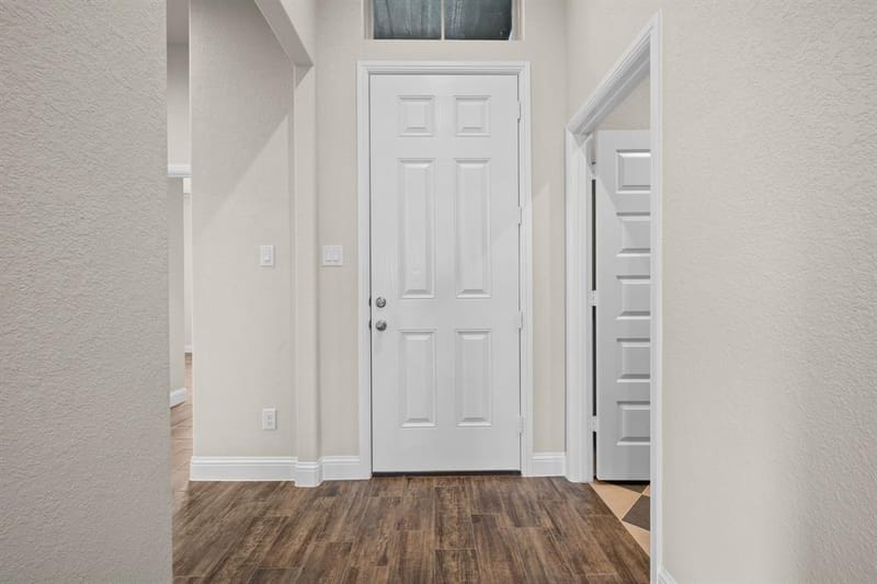107 Hall Street, Glen Rose TX 76043 - Photo 4